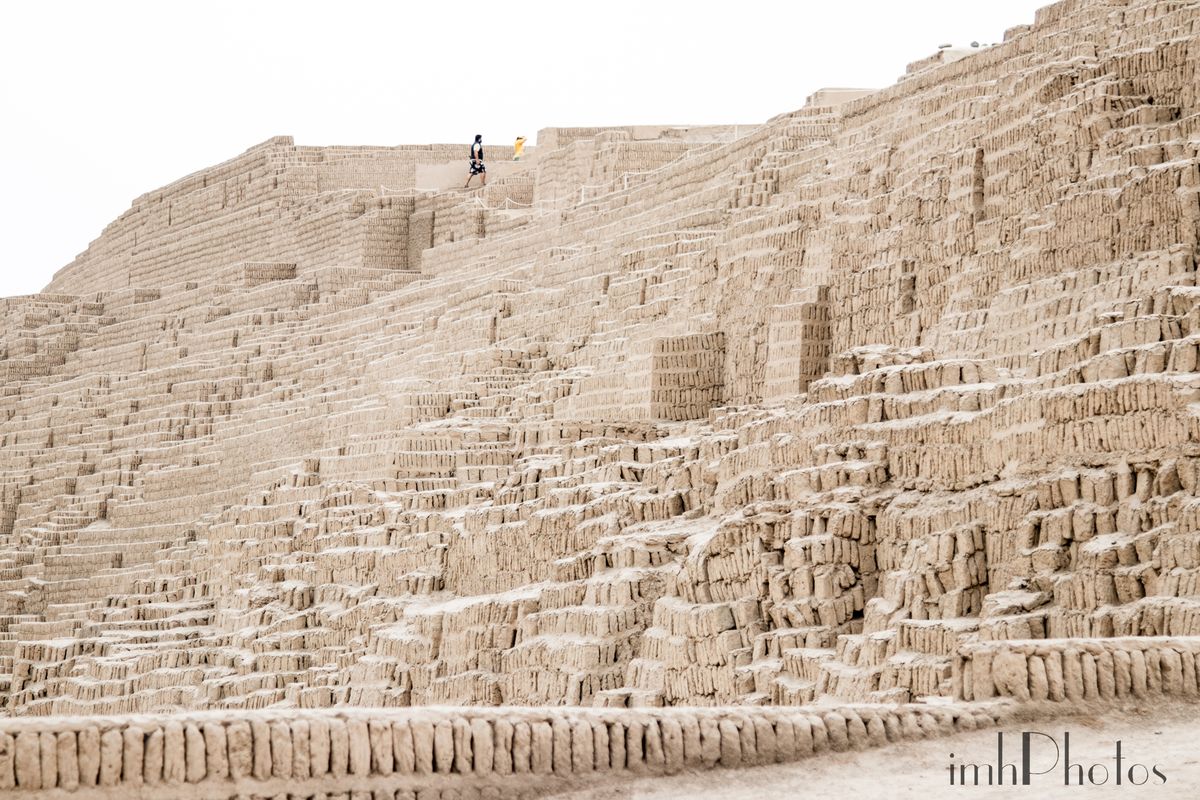 Huaca Pucllana Calle General Borgoño Miraflores Wikipedia